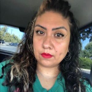 Meet your Posher, Dimplez